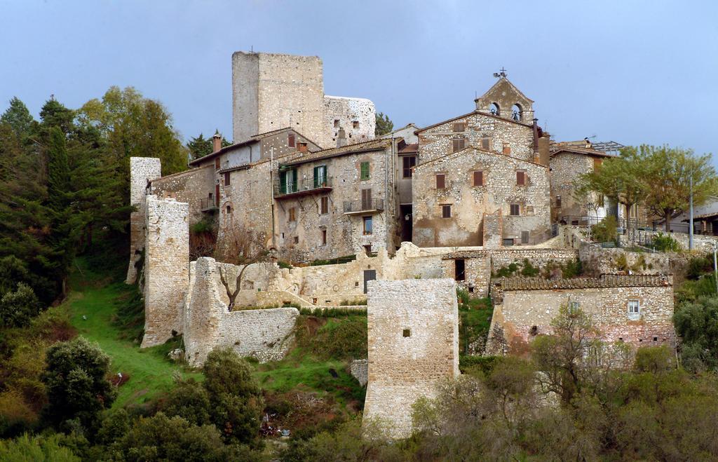 Tramonti E Valli Calvi dellʼ Umbria المظهر الخارجي الصورة